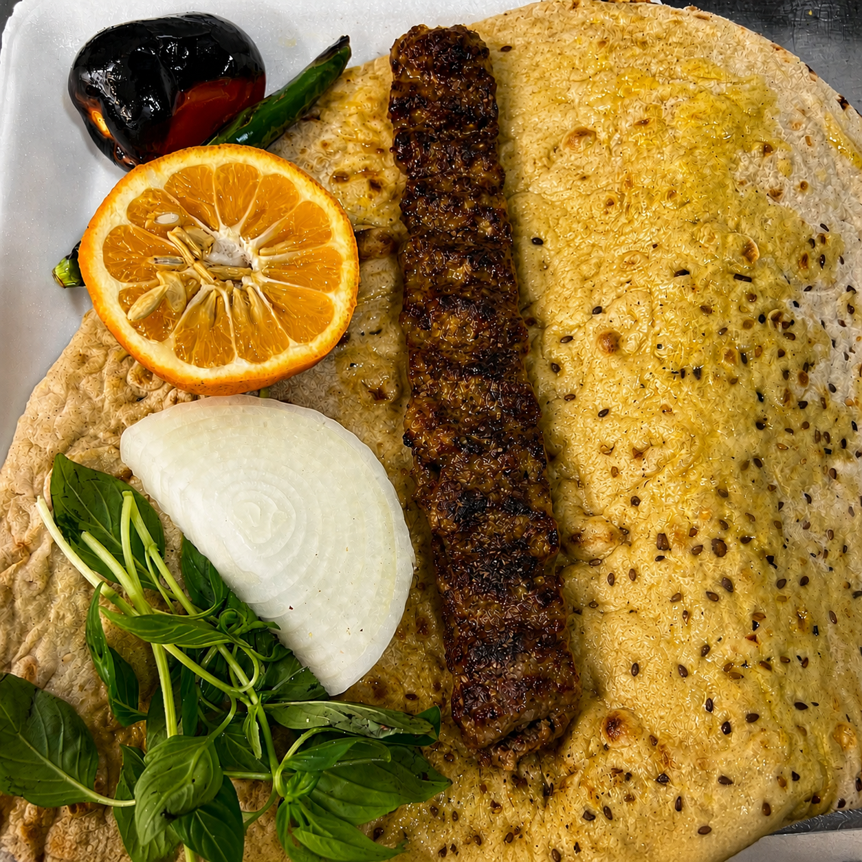 خوراک کباب کوبیده (یک سیخ)